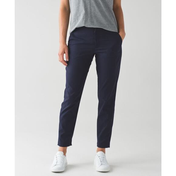 Lululemon City Trek Trouser 28" Deep Indigo Navy EUC! Size 8 Women's - Picture 1 of 13